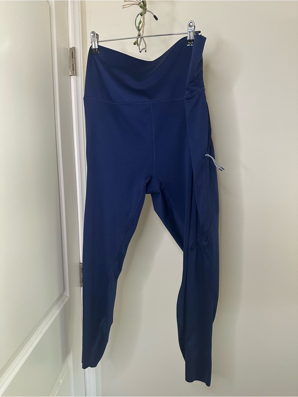 All In Motion Navy Blue Ribbed Side Zipper Pocket Activewear Leggings